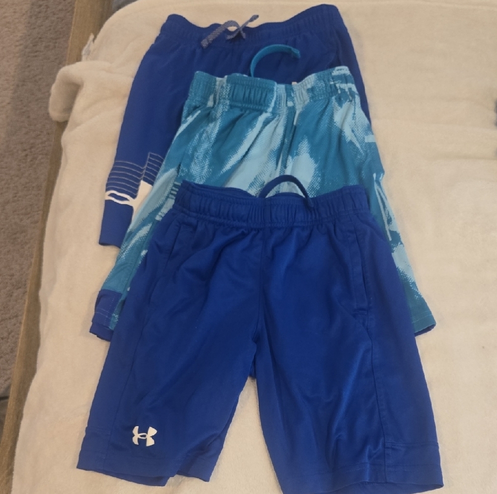 Under Armour Kids Blue and Patterned Shorts Set